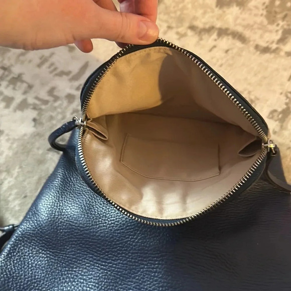 Banana Republic Blue Pebble Leather Backpack EUC - Picture 4 of 8